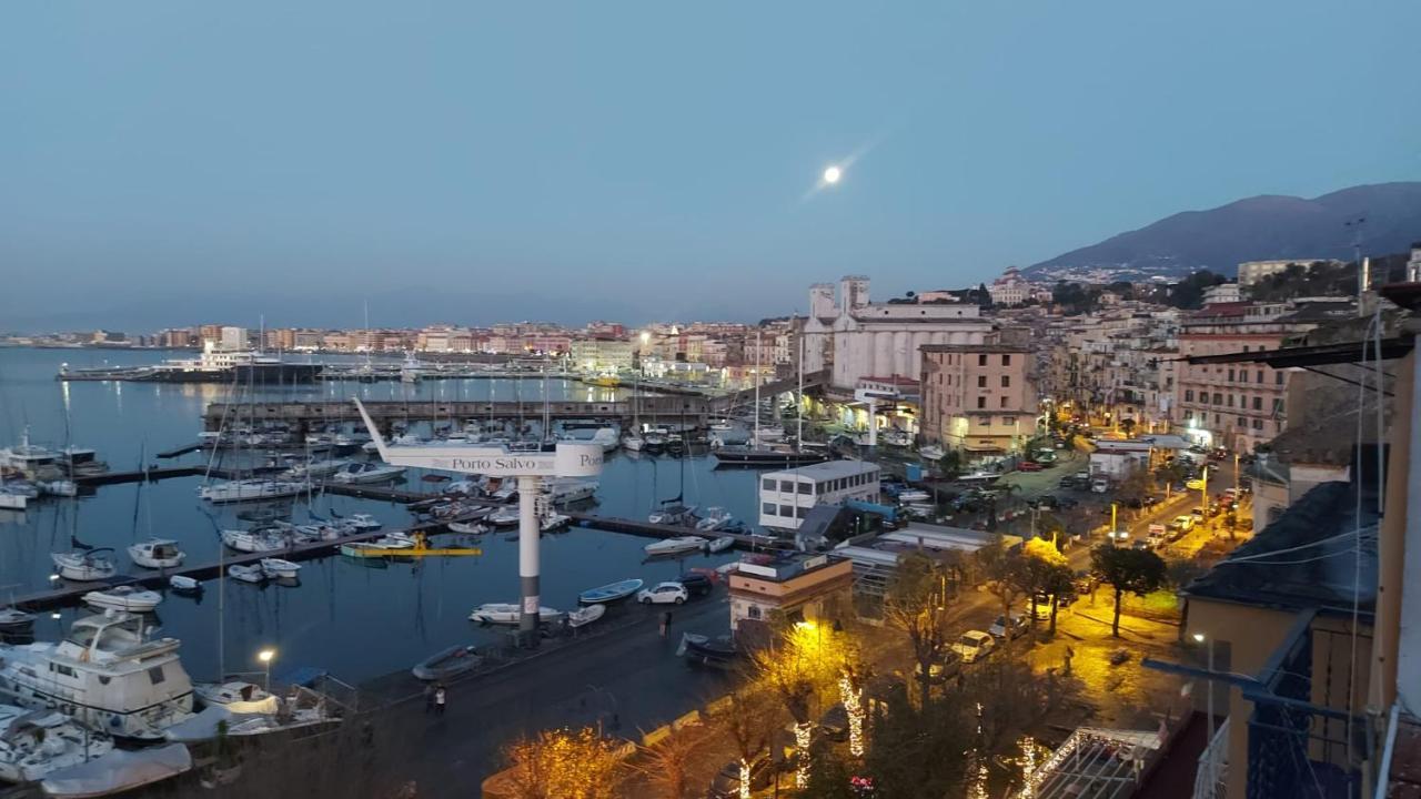 Coralinetiny Bed & Breakfast Castellammare di Stabia Exterior photo