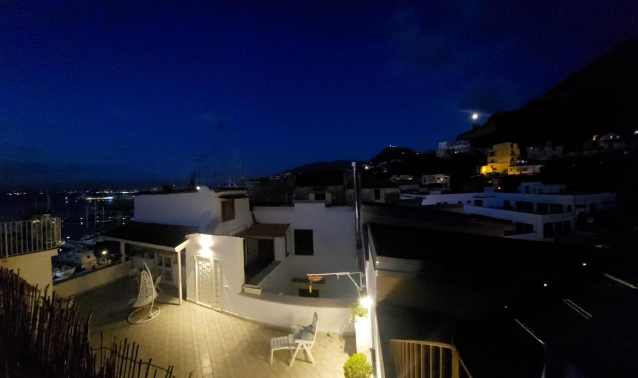 Coralinetiny Bed & Breakfast Castellammare di Stabia Exterior photo